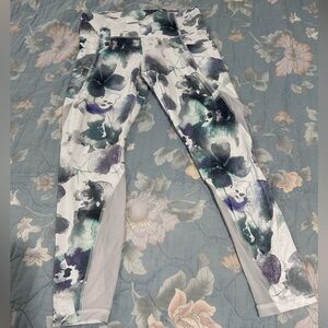 Athleta Pants Women’s Medium Multicolor Floral Active Cropped Leggings